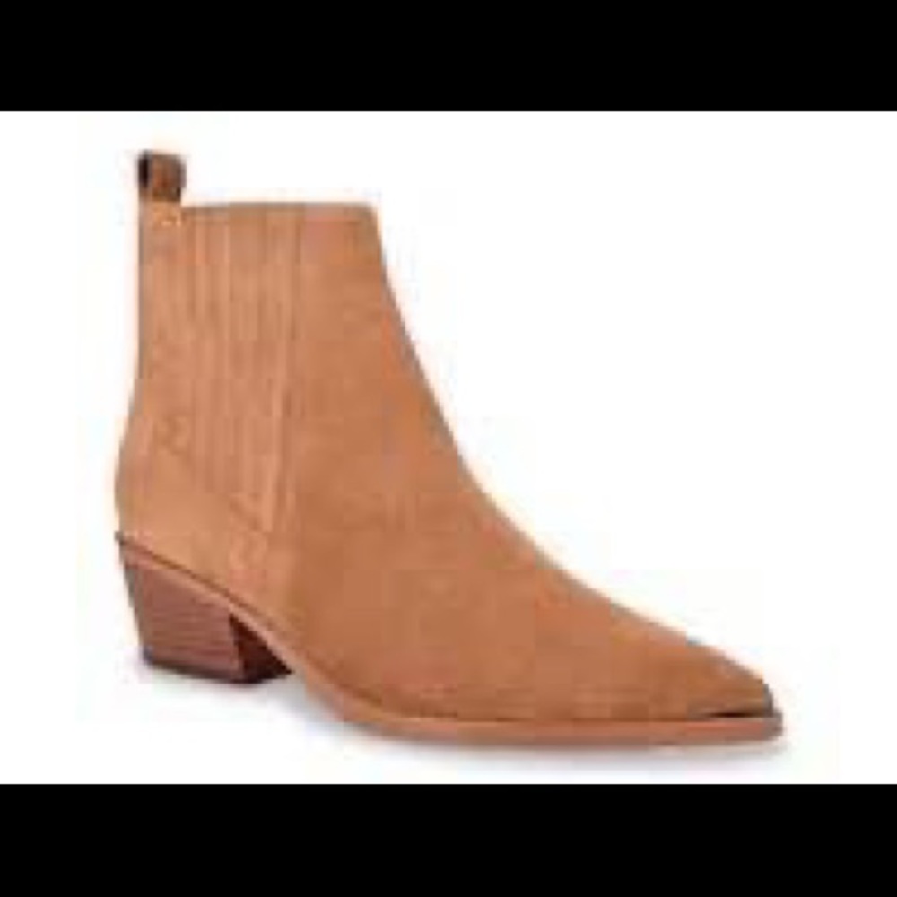 Marc Fisher Ulora Booties, Size 7.5